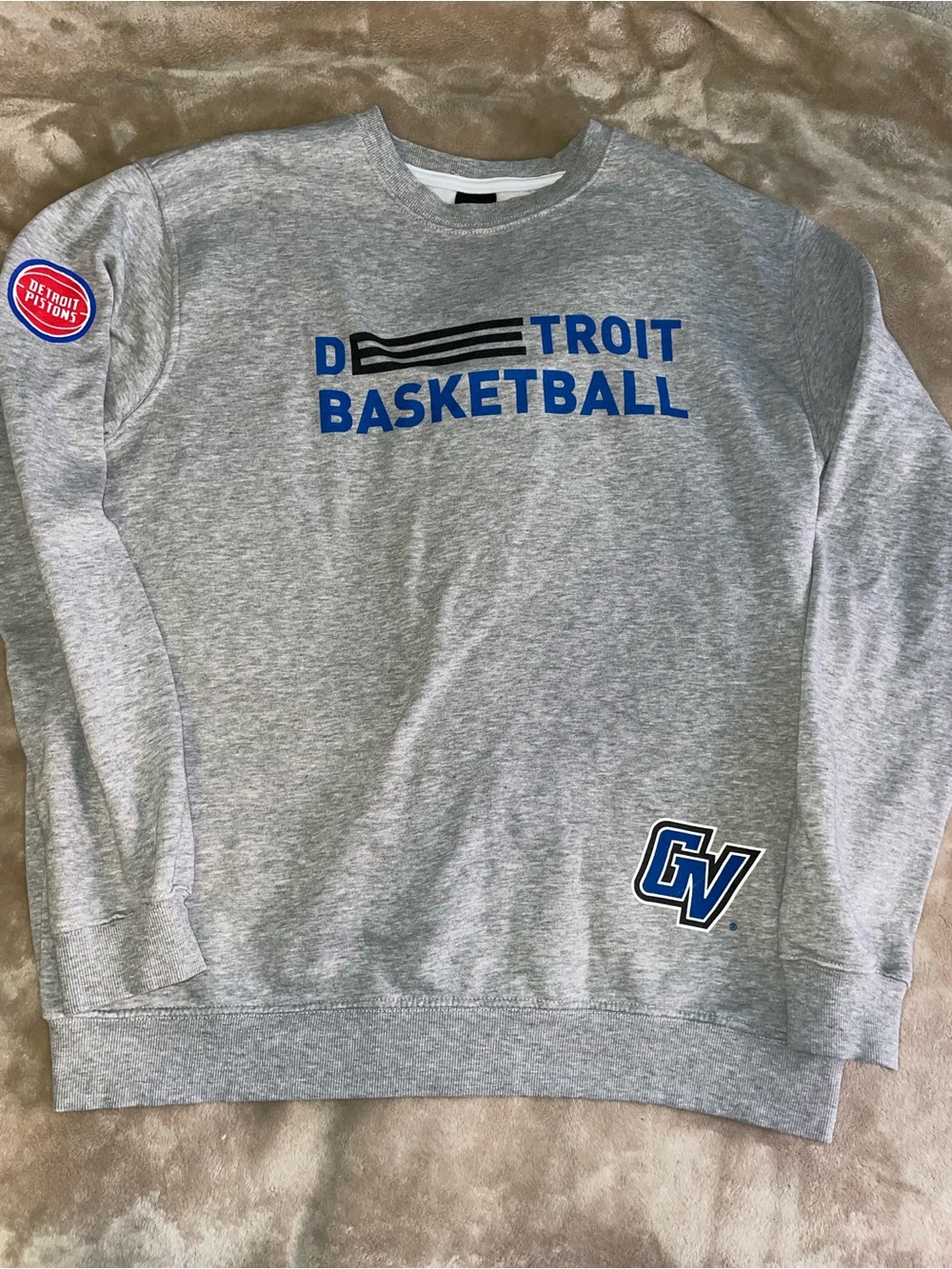 Detroit Basketball Grand Valley State University Gray Crewneck Sweatshirt